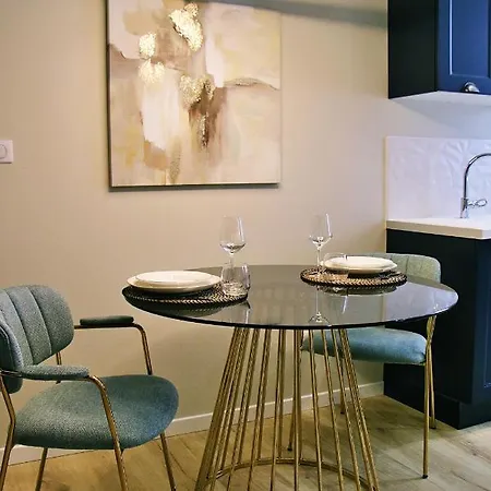 Apartment Luxueux Avec Jacuzzi Privatif